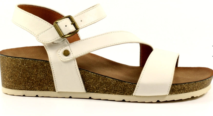 Lunar Cluster White Sandal